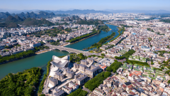 一般砖木布局衡宇